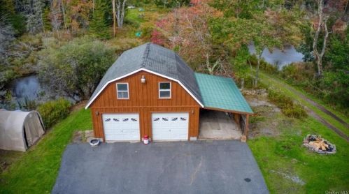 751 Cooley Rd, Parksville, NY 12768-5309