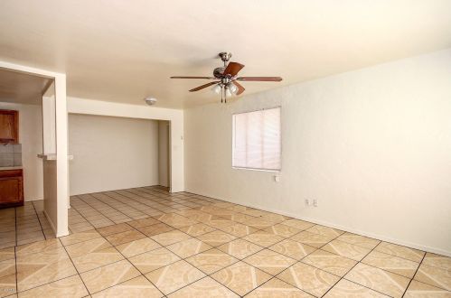 5711 35th Ave, Phoenix AZ 85053-1623 exterior