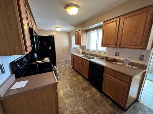 1004 Hazel Ave, Englewood OH 45322-2425 exterior