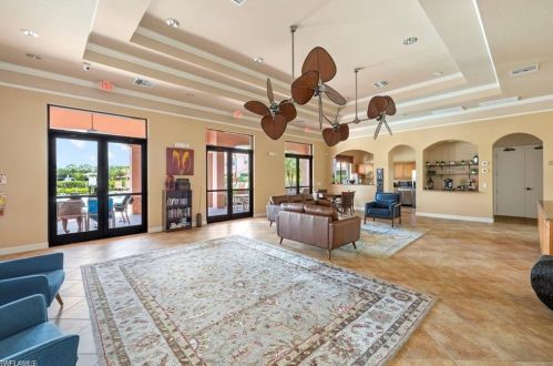 7797 Bristol Cir, Naples FL  34120-0702 exterior