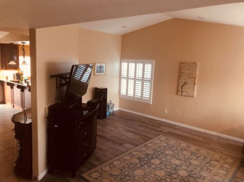 1850 Treseder Cir, El Cajon CA  92019-3829 exterior