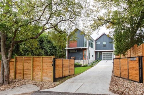 2804 22nd St, Austin, TX 78722-1704
