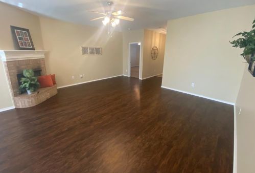 1308 Sierra Blanca Dr, Burleson TX  76028-6851 exterior
