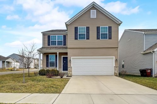 230 Salinger Dr, Lithopolis, OH 43136