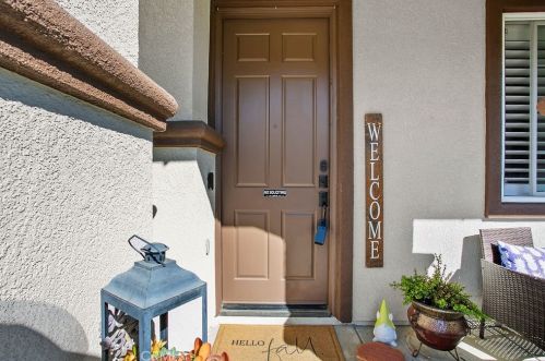 29292 Point Shore Dr, Lake Elsinore CA  92530-7277 exterior