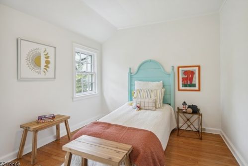 5 Walnut Ct, South Orange NJ  07079-1627 exterior