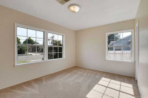 25870 Lomas Verdes St, Redlands CA  92373-8404 exterior