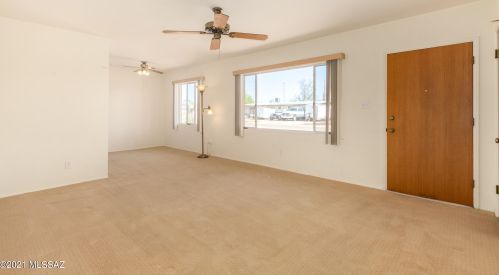 733 Mcmillan Dr, Tucson, AZ 85719-1325