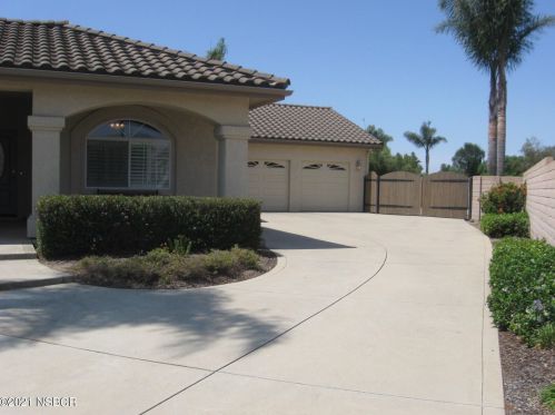 1702 Rios Ct, Santa Maria, CA 93454-2672