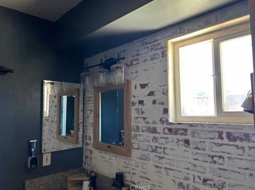 436 Douglas St, Bakersfield CA 93308-2378 exterior