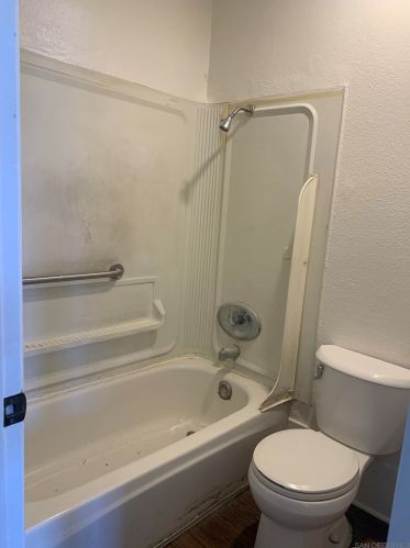 2715 Clay Ave, San Diego CA 92113-1324 exterior