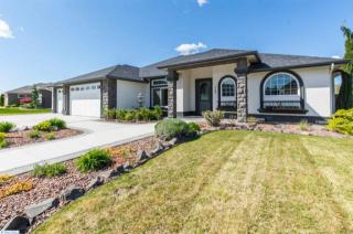 789 Meadows Dr, Richland WA  99352-8840 exterior