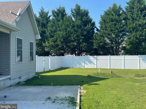 911 Little Brooke Ln, Seaford DE  19973-4851 exterior
