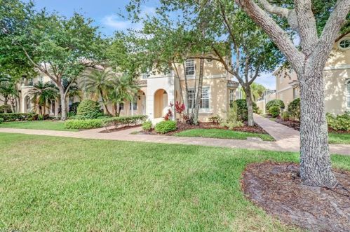 3536 Islandwalk Cir, Naples FL  34119-1613 exterior