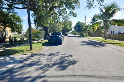 4010 Gdn Ave, West Palm Beach FL  33405-2578 exterior