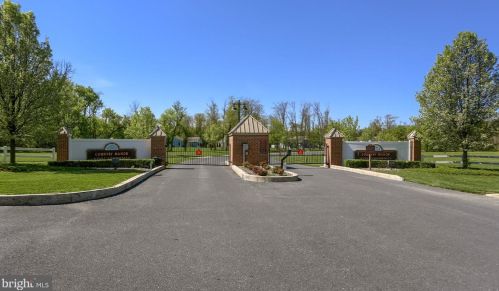 80 Lantern Ln, Lees Cross Roads PA  17257-8769 exterior