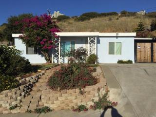 129 Navone St, Vallejo, CA 94591-8213
