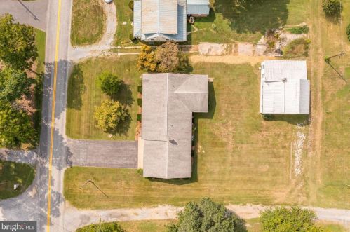 147 Euclid Ave, Charles Town WV  25414-1111 exterior