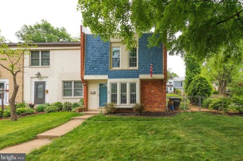 334 Shenandoah St, Leesburg VA  20175-4010 exterior