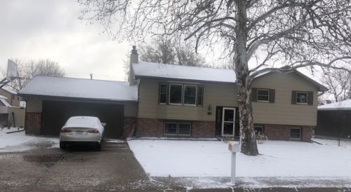 662 Blaine Ave, South Minden, NE 68959-2118