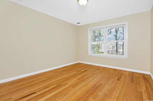 143 Merritt Ave, Wheatley Heights NY  11798-2339 exterior