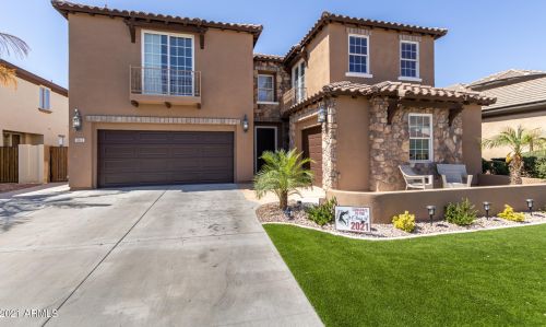 861 Canyon Way, Chandler, AZ 85249-5351
