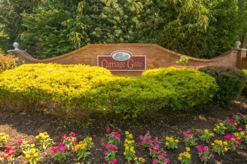 30 Surrey Ln, Flemington NJ  08822-1588 exterior