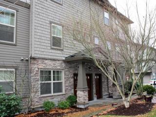 620 Adwick Dr, Beaverton OR  97006-9202 exterior