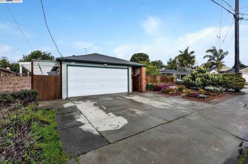 1027 Tulane Ave, San Leandro, CA 94579-1436