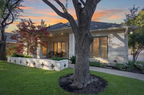 2844 Oakbriar Trl, Fort Worth, TX 76109-5563