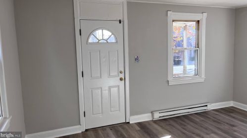 671 Broad St, West Deptford, NJ 08066-1055