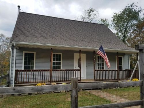 147 Summer St, Barre, MA 01005-9552