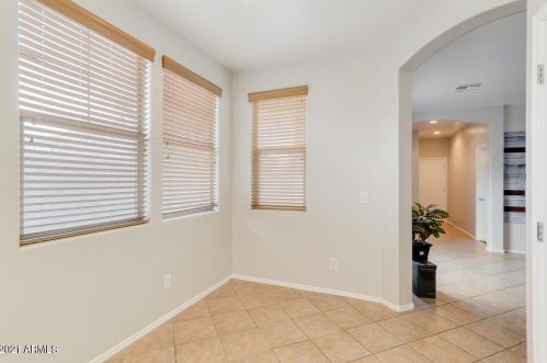 1946 Del Rio St, Gilbert AZ 85295-5170 exterior