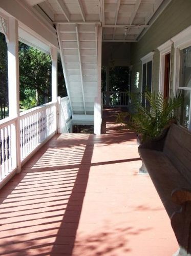 12 Chapman Ave, Isle Of Palms SC  29451-2414 exterior