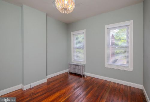 28 Manheim St, Philadelphia PA  19144-2943 exterior