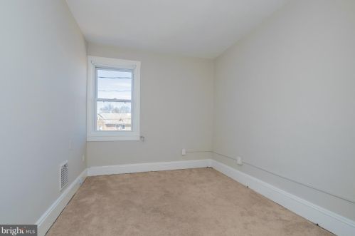 425 Geddes St, Wilmington DE  19805-3717 exterior