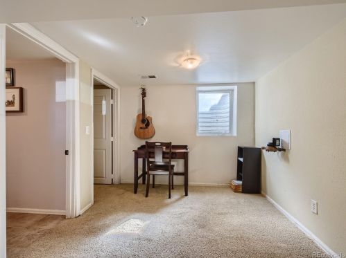 3076 Pearl St, Englewood CO 80113-2709 exterior