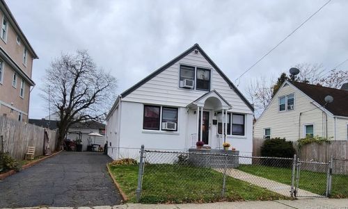 457 Lincoln Ave, Bridgeport CT  06606-5240 exterior