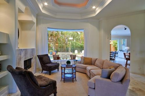 460 2nd Ave, Naples FL  34102-8469 exterior