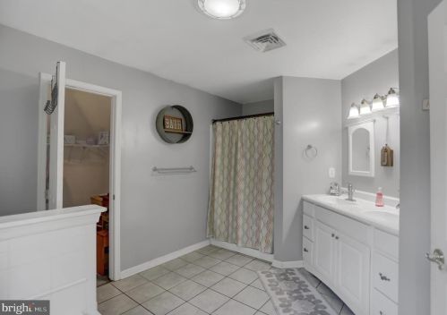 437 Pisgah State Rd, Shermansdale PA  17090-8921 exterior