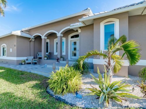 183 Dan River Ct, Marco Island, FL 34145-4230