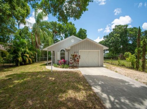1166 37th Ave, Vero Beach, FL 32960-4060