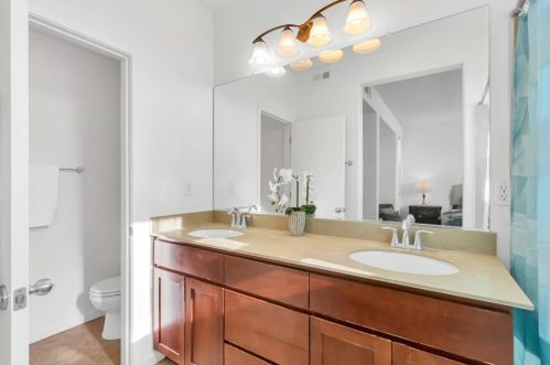 3182 Bridgeway Dr, Rancho Cordova CA  95670-6246 exterior