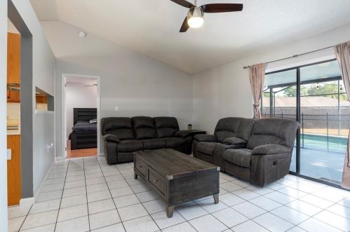 10109 Jepson St, Orlando FL 32825-6608 exterior