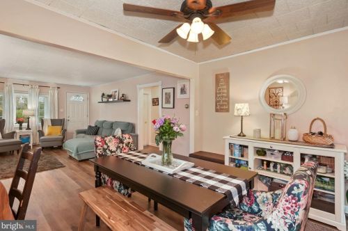 41 Andaloro Way, West Deptford NJ  08093-1640 exterior