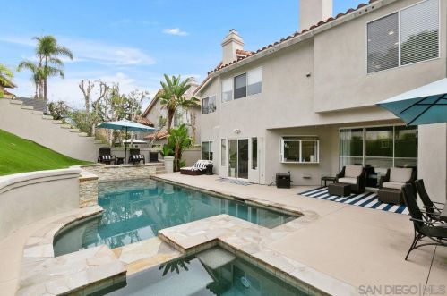4780 Tarantella Ln, San Diego CA  92130-2466 exterior