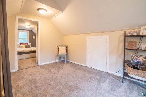 1322 Basswood Ave, Duluth MN  55811-4735 exterior