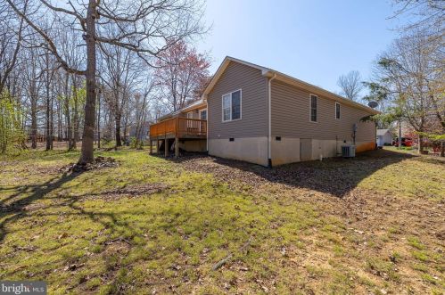 220 Musket Ln, Locust Grove VA  22508-5516 exterior