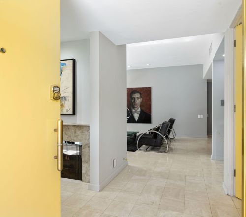 70164 Frank Sinatra Dr, Rancho Mirage, CA 92270-2517