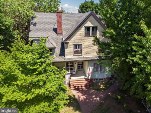 105 Front St, Camden-Wy, DE 19934-1123